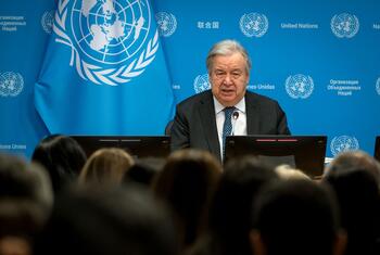 Le secrétaire général António Guterres s'exprime lors d'une conférence de presse des Nations Unies où il décrit ses priorités pour 2026, en mettant l'accent sur la paix, la justice et la responsabilité.
