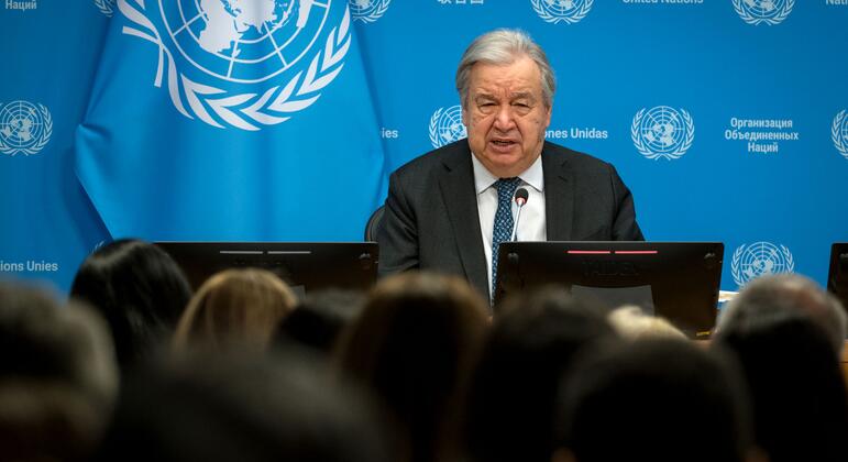 Le secrétaire général António Guterres informe les journalistes de ses priorités pour 2026.