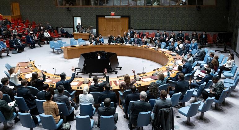 在联合国安理会关于对国际和平与安全的威胁的会议上投票的广泛观点,该理事会一致续订了联合国反恐委员会执行总局 (CTED) 的任务,并增加了3年.
