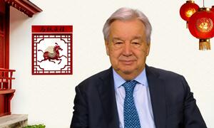 联合国秘书长安东尼奥·古特雷斯穿着正式的服装.