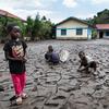 刚果民主共和国戈马遭遇大雨，导致河水泛滥，数个村庄和大量农田被淹。