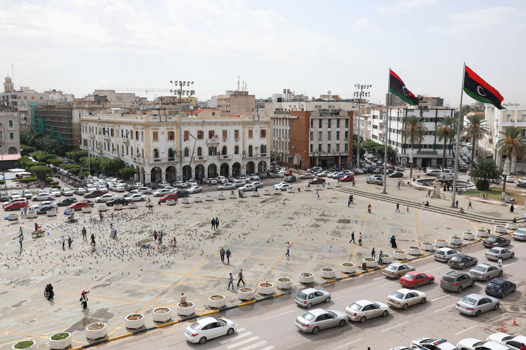 Uwanja katika jengo la kati huko Tripoli, mji mkuu wa Libya.