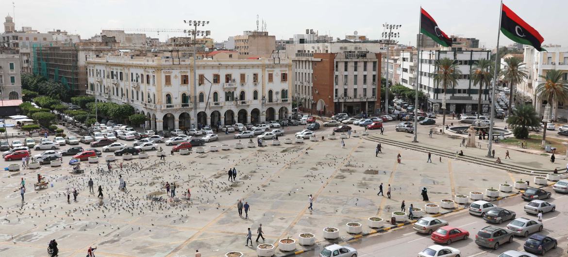 صورة من الأرشيف: الساحة الرئيسية في مدينة طرابلس - ليبيا.