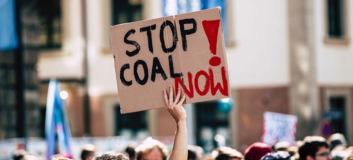 For the Secretary-General, the first priority must be a targeted phase-out of coal