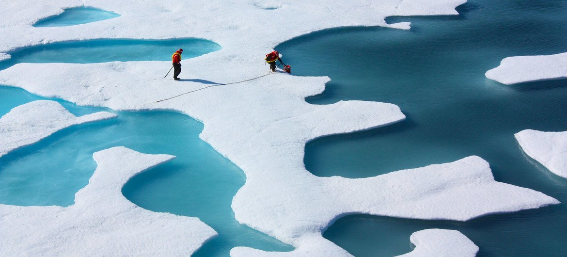 A perda das camadas de gelo acelera o aquecimento global. 