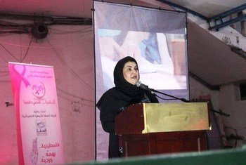 إيمان شنّن أسست مؤسسة "العون الأمل" في قطاع غزة بعد شفائها من سرطان الثدي.