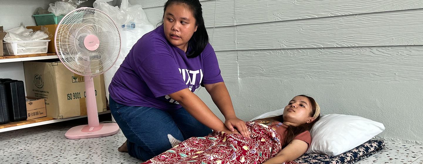 Aorn receives a massage at the Khon Wai Sai centre in northern Thailand.