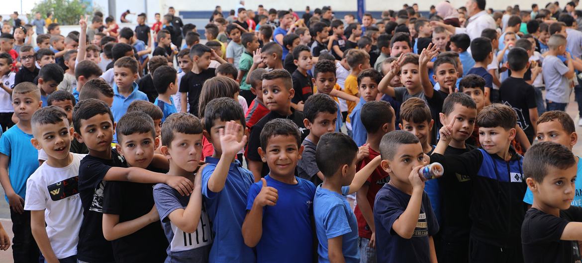 Des écoliers dans le camp de réfugiés de Jénine, en Cisjordanie.