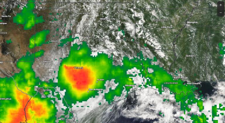 Carr Taxus County registered 46 centimeters of rain in a few hours. Carr Taxus County registered 46 centimeters of rain in a few hours.