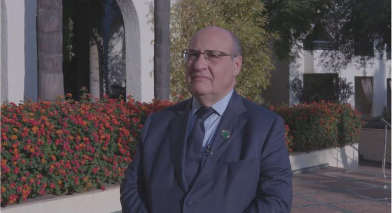 Uluslararası Göç Örgütü (IOM) Genel Direktörü Antonio Vitorino, Fas'ın Fez kentinde.