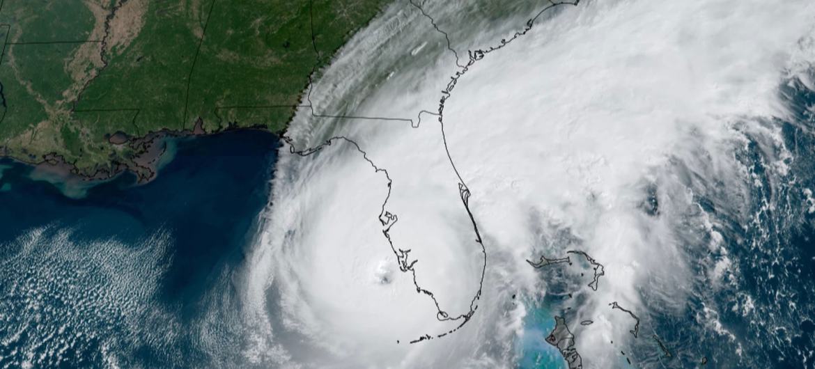 Imagem de satélite do furacão Ian quando ele atingiu a Flórida em 28 de setembro de 2022.