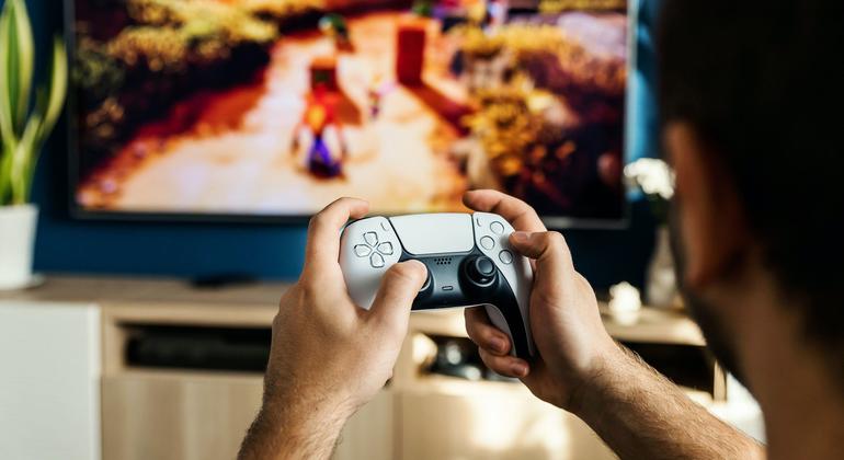 Game Changer: How Online Gaming is Revolutionizing the Entertainment  Industry