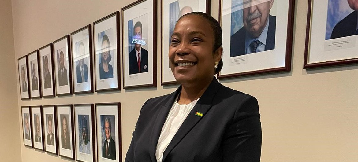 Edite Ramos da Costa Ten Jua é ministra dos Negócios Estrangeiros, Cooperação e Comunidades de São Tomé e Príncipe 