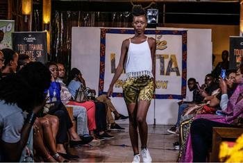 Le defilé de mode lors de la soirée Liputa Fashion Show organisé à Goma en RDC par le designer David Gulu