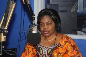 Béatrice Lomeya Atilite, ministre d’Etat, en charge du Genre, Famille et Enfants, lors de l’enregistrement de l’émission Grande Interview au studio de Radio Okapi à Kinshasa, mars 2020. 