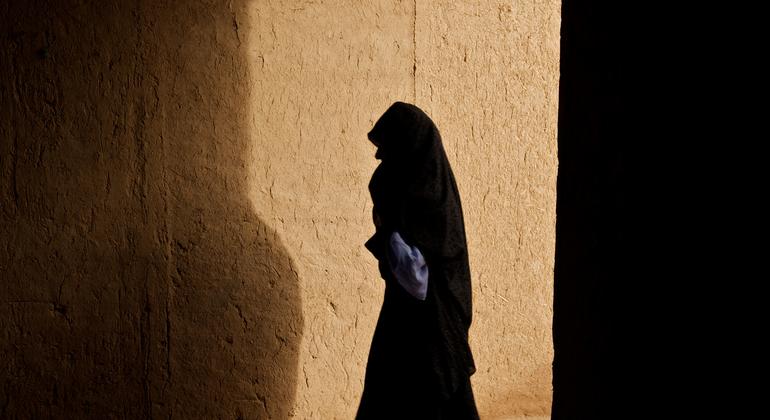 Afgan kadınlarına yönelik kısıtlamalar hız kesmeden devam ediyor: BM raporu Nguncel.com