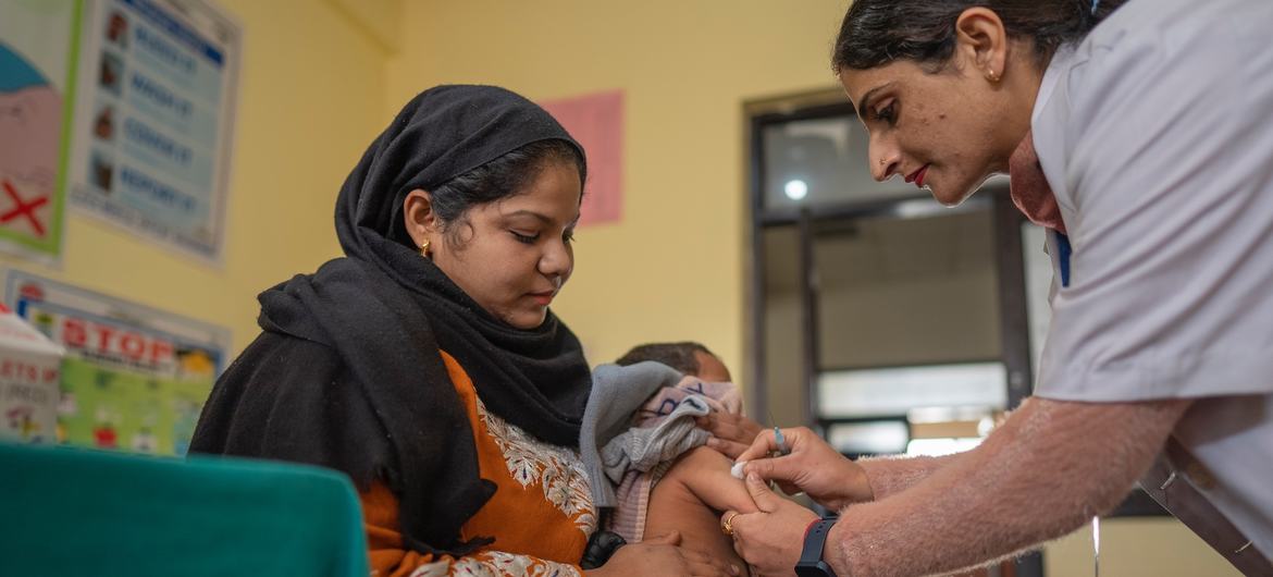 印度的免疫接种计划每年为近 2700 万新生儿提供接种服务。