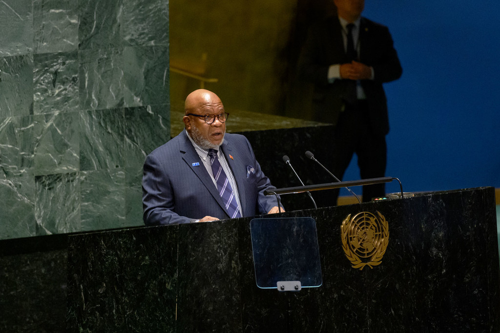 Rais wa mkutano wa 78 wa Baraza Kuu la UN Balozi Dennis Francis kutoka Jamhuri ya Trinidad na Tobago Baraza Kuu la Umoja wa Mataifa.