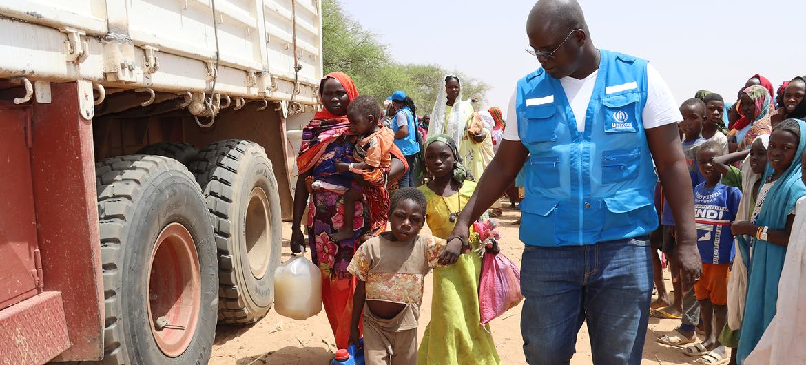 Refugees from Sudan are relocated between camps in Chad