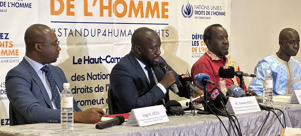 Alioune Sall, ministre de la Communication du Sénégal, inaugure une journée de réflexion sur l'intégrité de l'information organisée par l'ONU à Dakar.