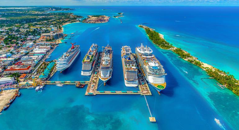 A UN independent expert said the Bahamas needs long-term financial planning to address its climate vulnerability and economic dependence on tourism.