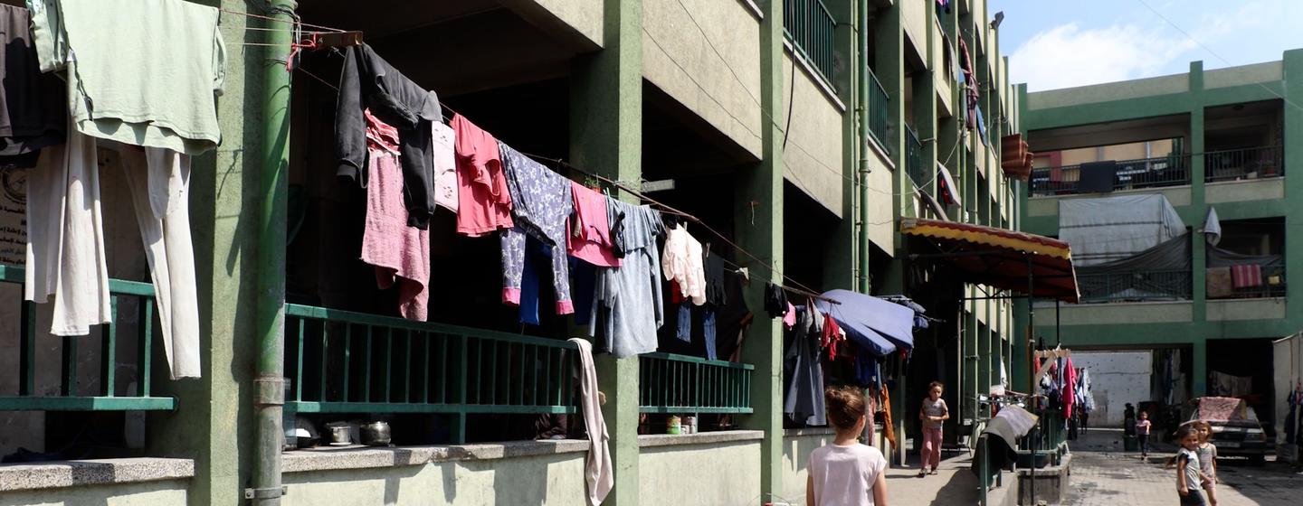 With a suitcase for a school bag, classrooms have become shelters — Global Issues