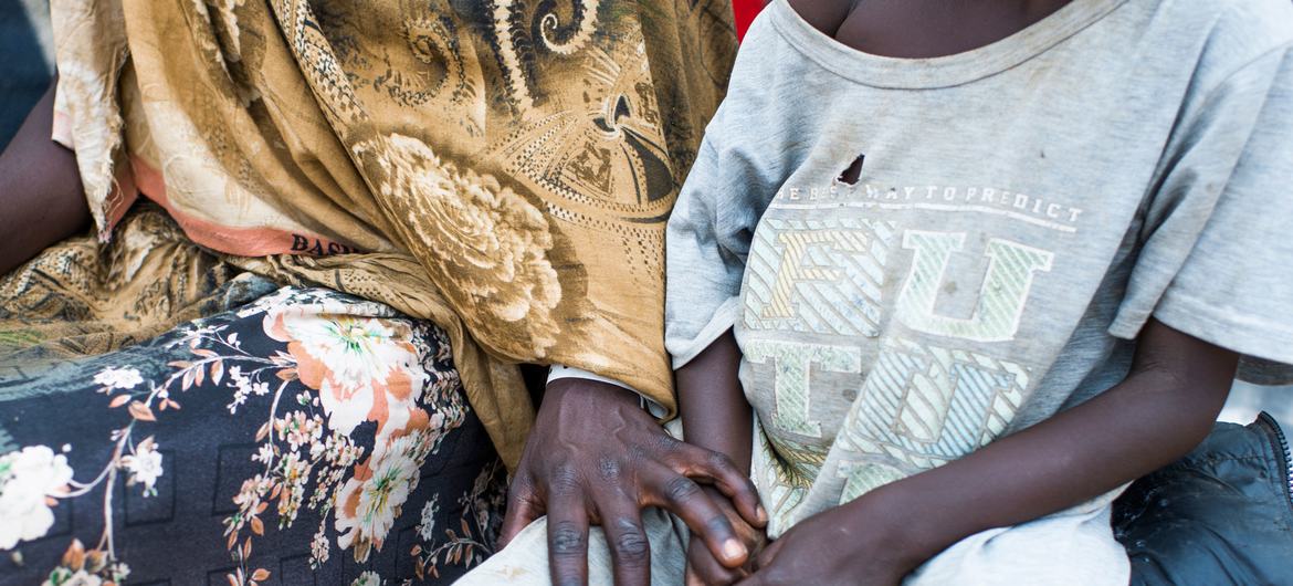 Até 30 mil pessoas fugiram para o Chade desde o início do conflito no Sudão, de acordo com o Acnur