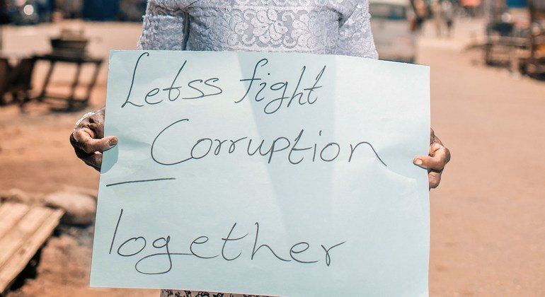 Corrupção mina Estado de direito e alimenta crime organizado