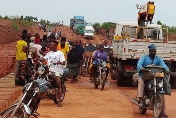 People flee the devastating floods in Mokwa, central Niger State, Nigeria.