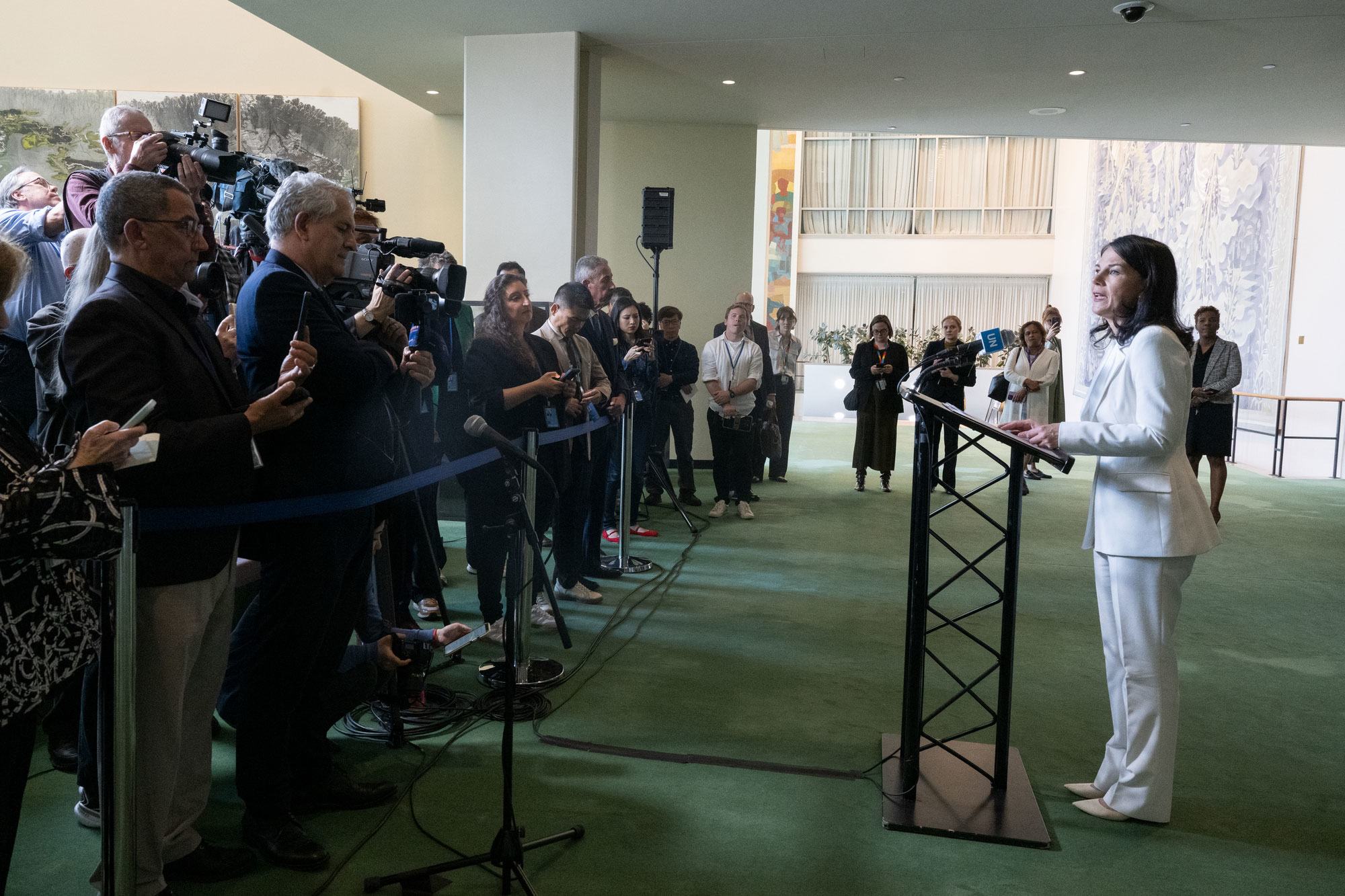 Annalena Baerbock, lors d'une conférence de presse après son élection à la présidence de la 80e session de l'Assemblée générale de l'ONU.
