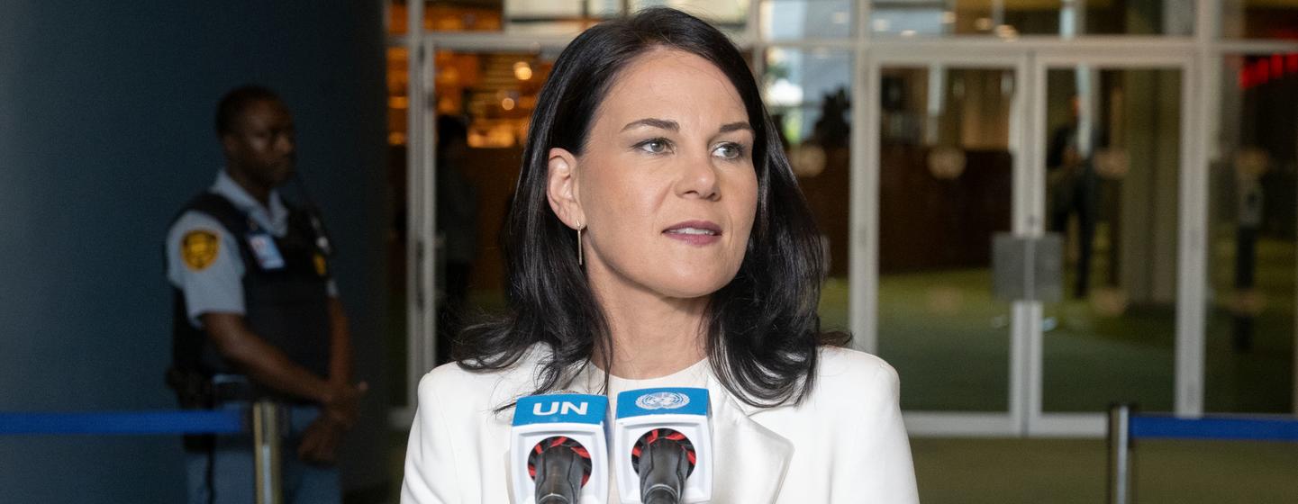 Annalena Baerbock assume o cargo em um momento marcado por dezenas de conflitos em andamento