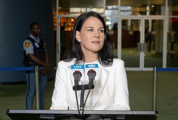  Annalena Baerbock alipowahutubia waandishi wa habari katika Umoja wa Mataifa baada ya kuchaguliwa kuwa Rais wa UNGA80 mwezi Juni 2025.