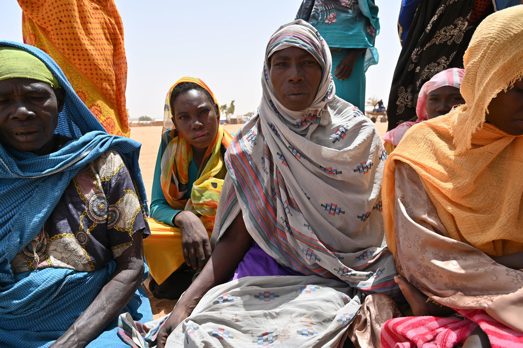 Des femmes soudanaises ayant trouvé refuge dans le camp de réfugiés d’Aboutengue, dans l’est du Tchad.