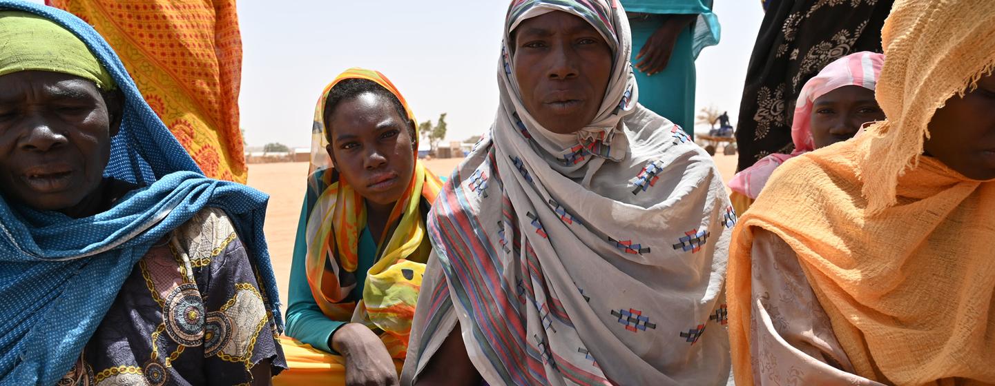 Des femmes soudanaises ayant trouvé refuge dans le camp de réfugiés d’Aboutengue, dans l’est du Tchad.