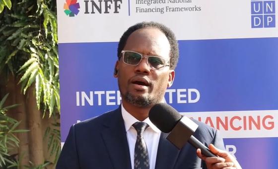 Mratibu Mkuu wa Malengo ya Maendeleo Endelevu – Fedha na Uwekezaji kutoka UNDP, Emmanuel Nnko, akizungumza nchini Tanzania.