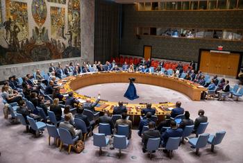 यूएन सुरक्षा परिषद ने, हेती में बह-राष्ट्रीय सुरक्षा समर्थन मिशन की स्वीकृति देने वाला एक प्रस्ताव, रिकॉर्ड मतों से पारित किया. (2 अक्टूबर 2023)