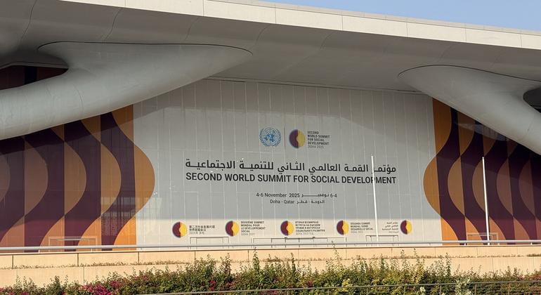 مركز قطر الوطني للمؤتمرات حيث يقام مؤتمر القمة العالمي الثاني للتنمية الاجتماعية تحت عنوان القمة العالمية الثانية للتنمية الاجتماعية في الفترة من 4 إلى 6 تشرين الثاني/نوفمبر 2025.