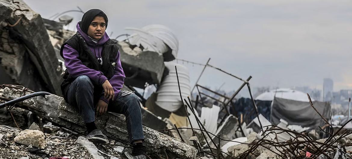 Noor, de 17 anos, fotografado na Cidade de Gaza, no Campo de Jabalia, em 21 de março de 2025 Noor, de 17 anos, fotografado na Cidade de Gaza, no Campo de Jabalia, em 21 de março de 2025