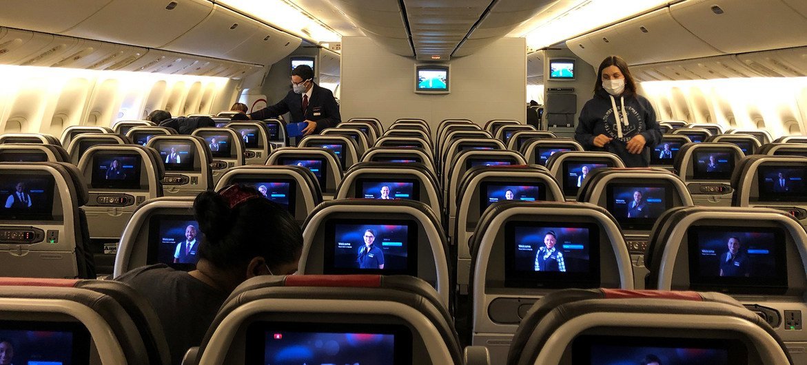 کووڈ۔19 وباء کے دوران دنیا بھر میں فضائی سفر کم ہو گیا تھا۔