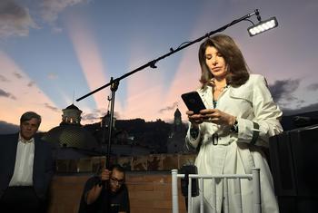 Patricia Janiot durante la cobertura de las elecciones presidenciales en Ecuador, Quito, marzo de 2017.