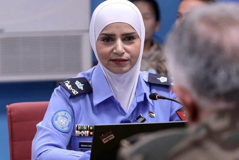 ضابطة حفظ سلام أردنية: نبذل قصارى جهدنا لتوفير الأمن للمجتمعات المحلية