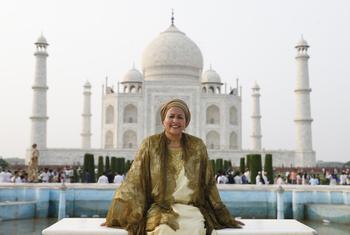 संयुक्त राष्ट्र की उपमहासचिव आमिना जे मोहम्मद, भारत के आगरा शहर में ताजमहल देखने पहुँचीं.
