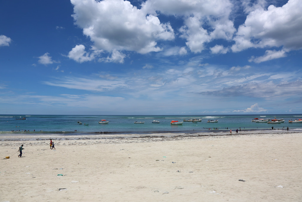Kutoka Maktaba: Picha ya ufukwe wa Lido Somalia ambako familia na marafiki hukutanika kwa burudani mjini Moghadishu
