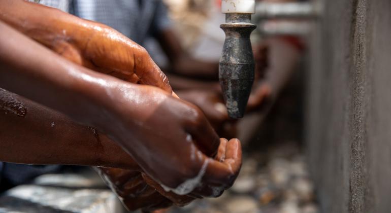 Washing your hands helps prevent the spread of cholera.