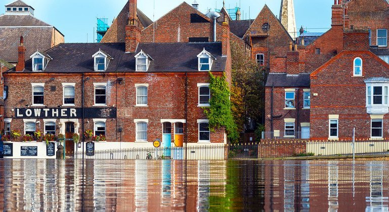 04-03-2020-andy-falconer-unsplash (AXClqI6rp8hlsOpIGIHW)