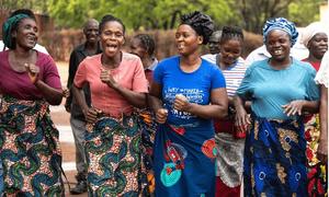 Makungwi wa ndoa za kitamaduni mjini Katete, jimboni Mashariki nchini Zambia likiongozwa na Martha Banda (kushoto). 