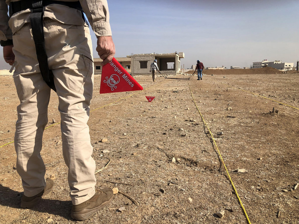 Des mines terrestres ont été posées en Syrie en raison du conflit.