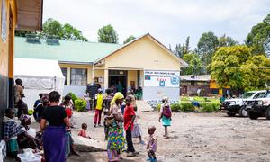 Kituo cha afya kinachoungwa mkono na UNFPA huko Goma, ambapo wanawake waliopoteza makazi wanaweza kupata huduma ya uzazi bila malipo.