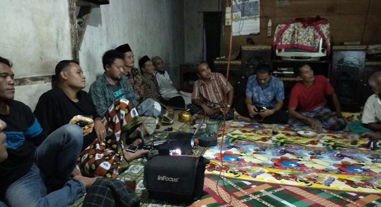Community training to increase Sumatra tiger protection. Community training to increase Sumatra tiger protection.