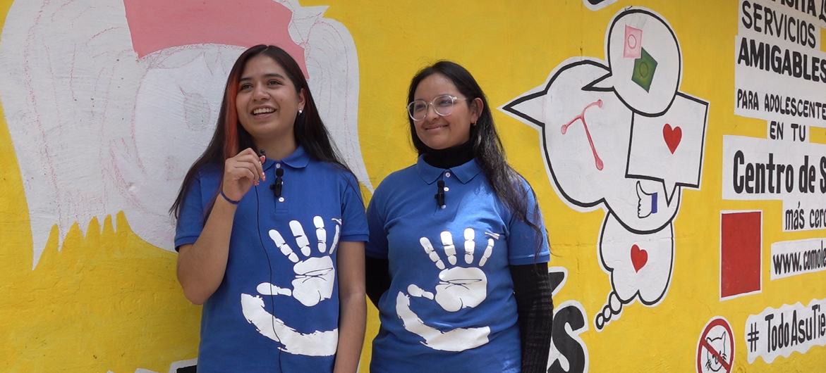 Dana e Ariadna, assistentes sociais de Xochimilco, encontraram inspiração nestes projetos para difundir mudanças na sua comunidade.